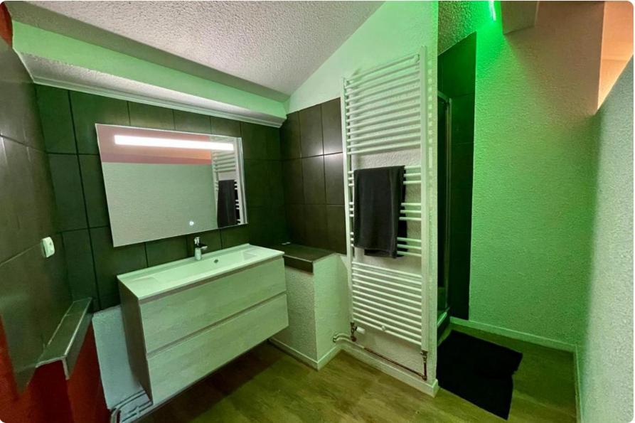 Le Triplex, Charmant Appartement, 2 Chambres Le Coteau Eksteriør billede
